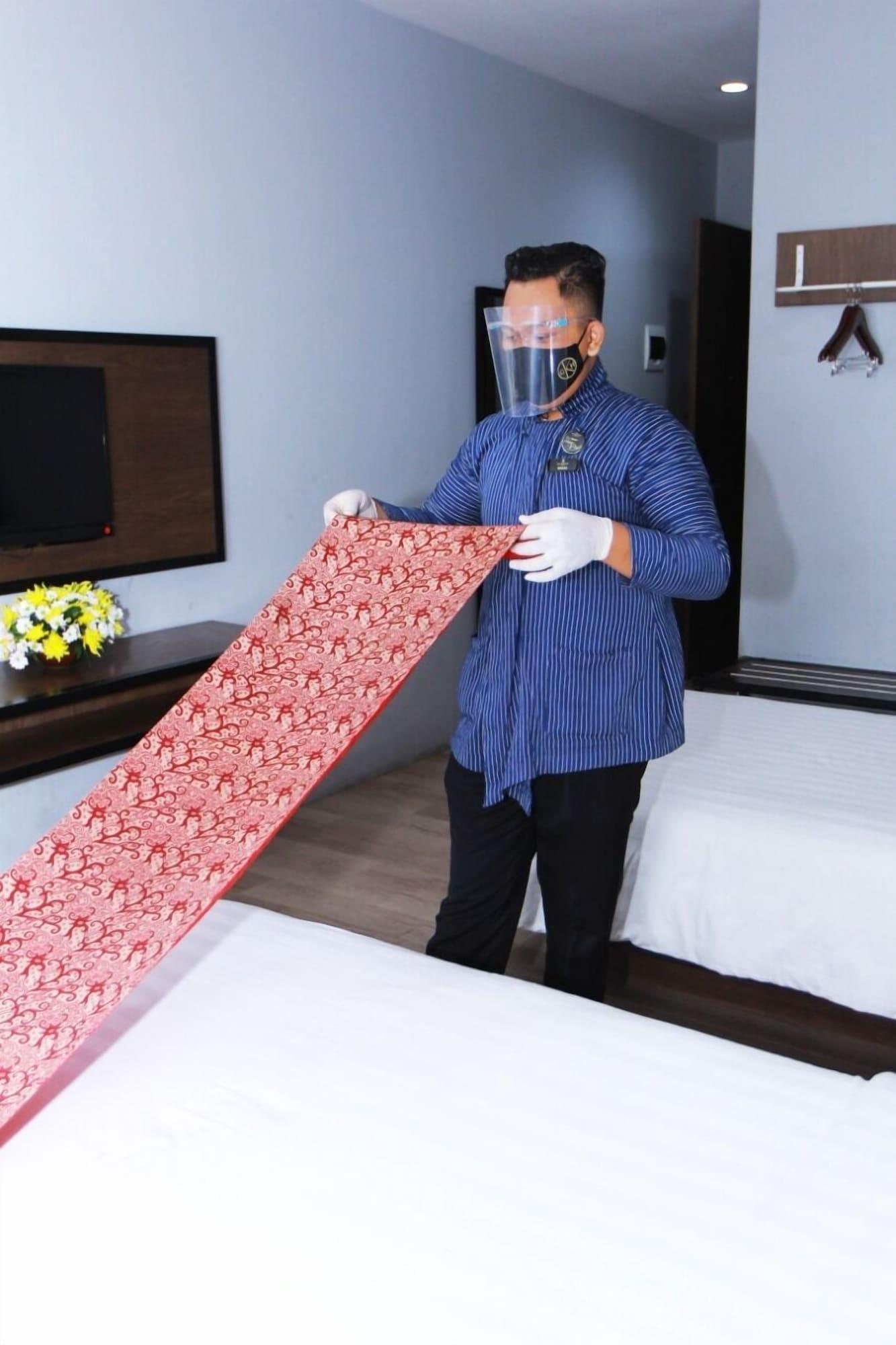 แกรนด์ คันเกน โฮเทล อูริป ซูโมฮาร์โจ Hotel ยอกยาการ์ตา ภายนอก รูปภาพ