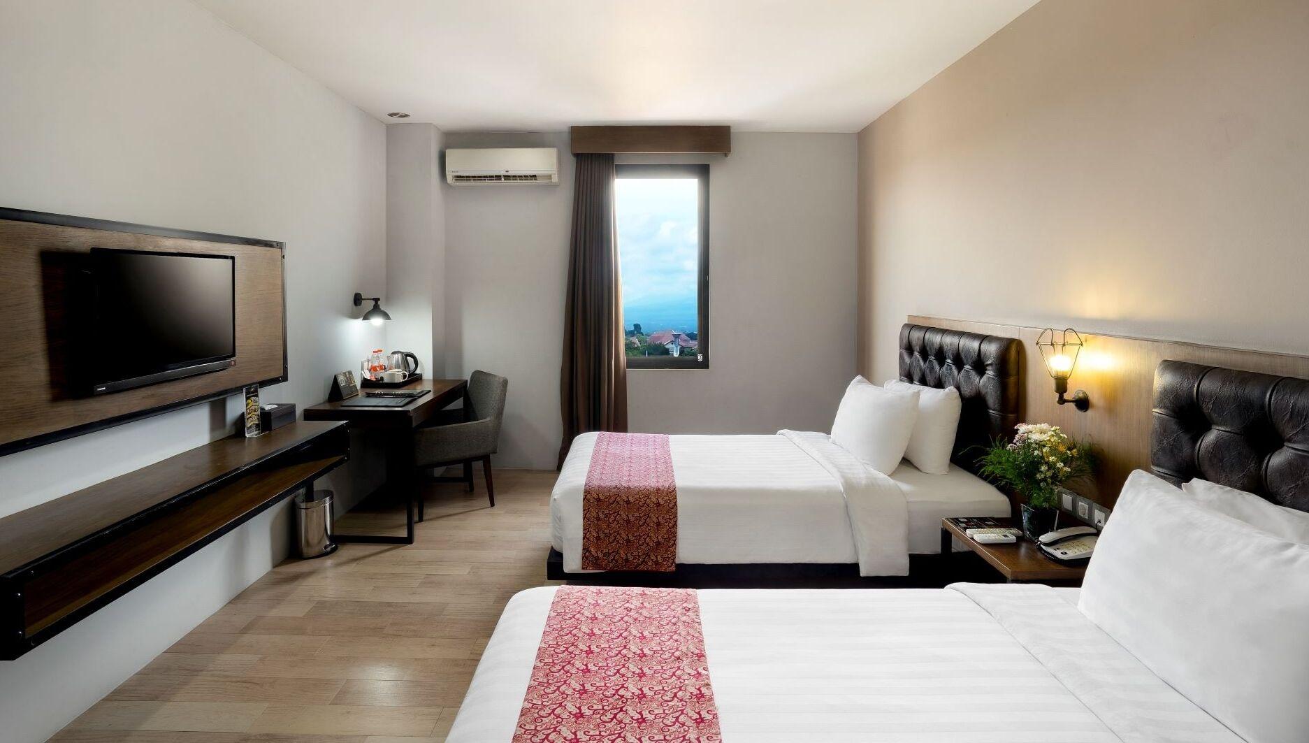 แกรนด์ คันเกน โฮเทล อูริป ซูโมฮาร์โจ Hotel ยอกยาการ์ตา ภายนอก รูปภาพ