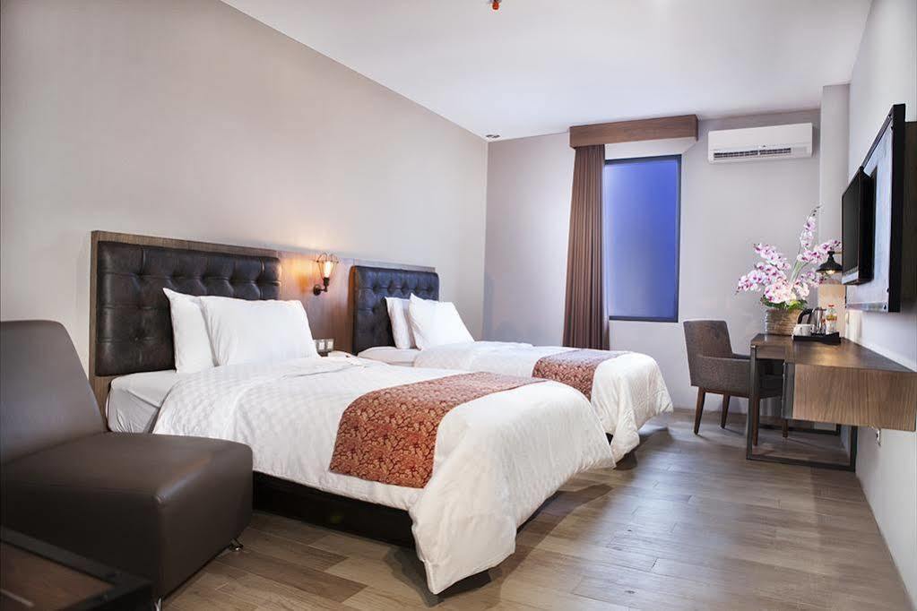 แกรนด์ คันเกน โฮเทล อูริป ซูโมฮาร์โจ Hotel ยอกยาการ์ตา ภายนอก รูปภาพ